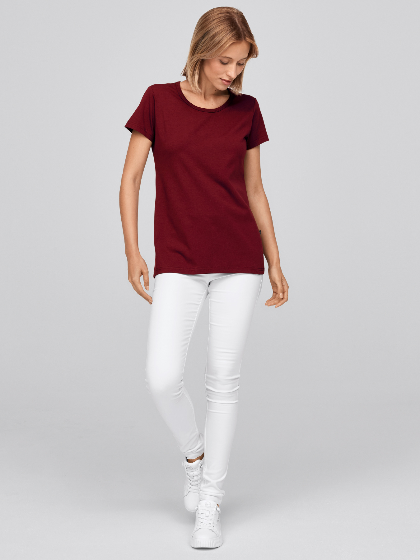 T-Shirt CORIA mit längerer Rückenpartie